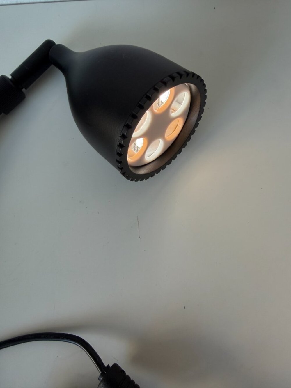 Black Method ML-FM Frame Mounted Picture LED Light Tested in Box w/ remote - Picture 10 of 14
